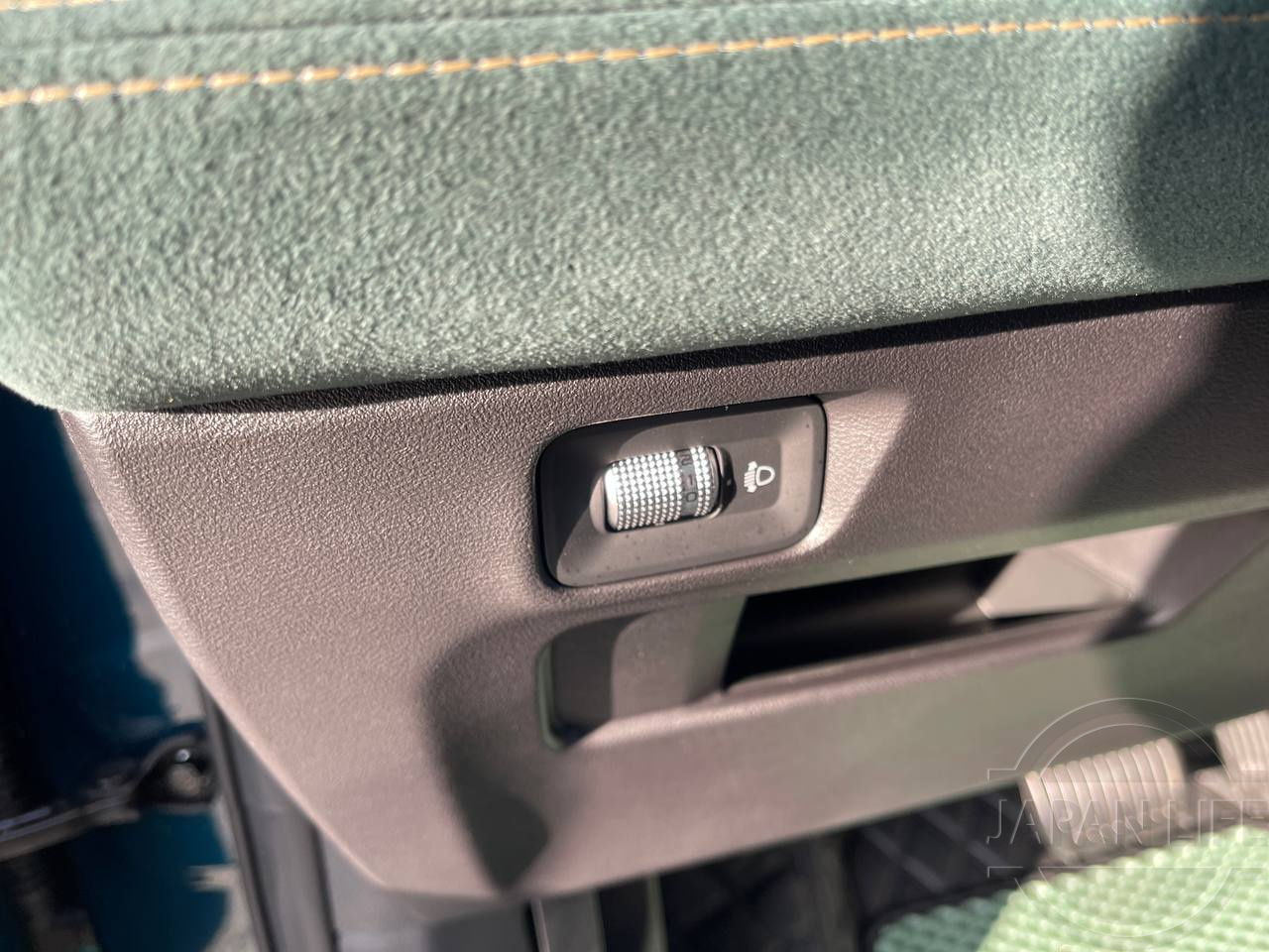 Фото Geely Monjaro - Japan Life 