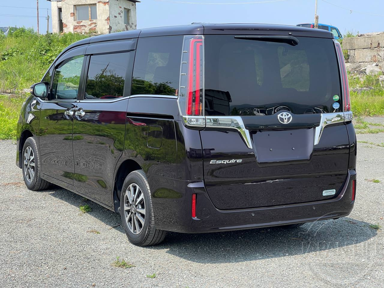 Фото Toyota Esquire - Japan Life 