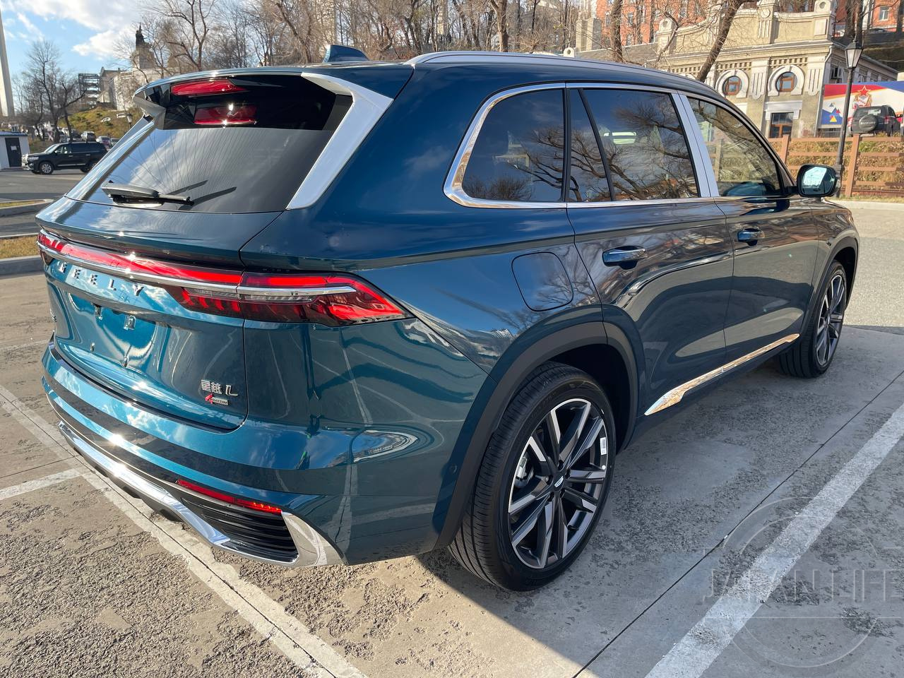 Фото Geely Monjaro - Japan Life 