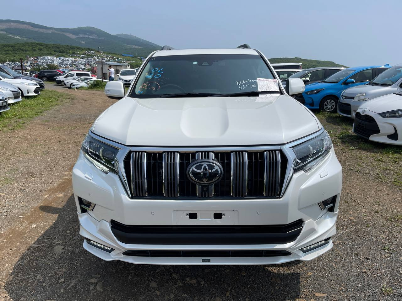 Фото Toyota Land Cruiser Prado - Japan Life 