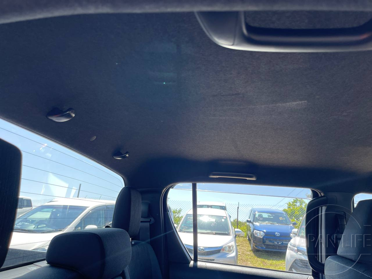 Фото Toyota Hilux - Japan Life 