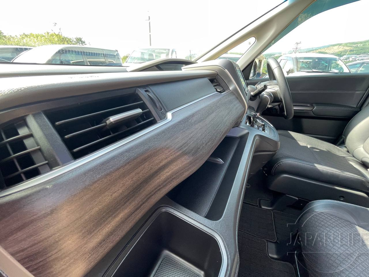 Фото Honda Freed - Japan Life 