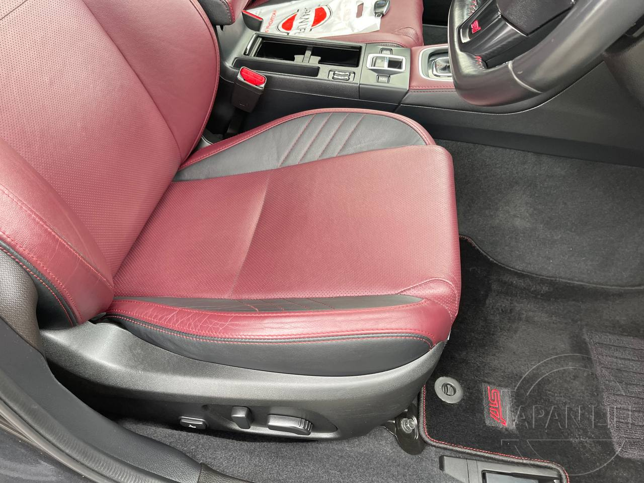 Фото Subaru Levorg - Japan Life 