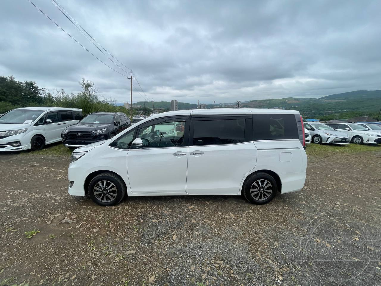 Фото Toyota Esquire - Japan Life 