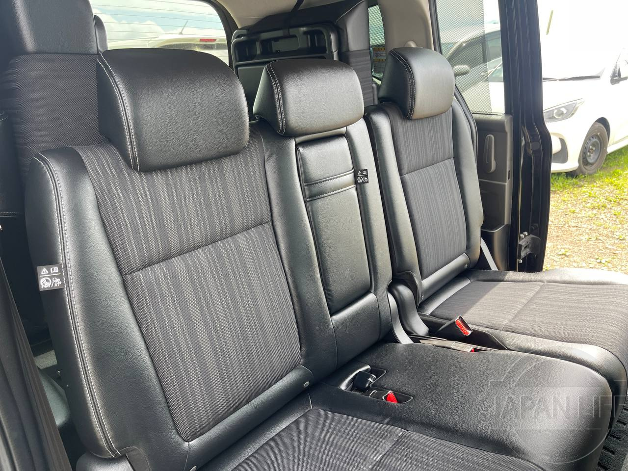 Фото Honda Freed - Japan Life 