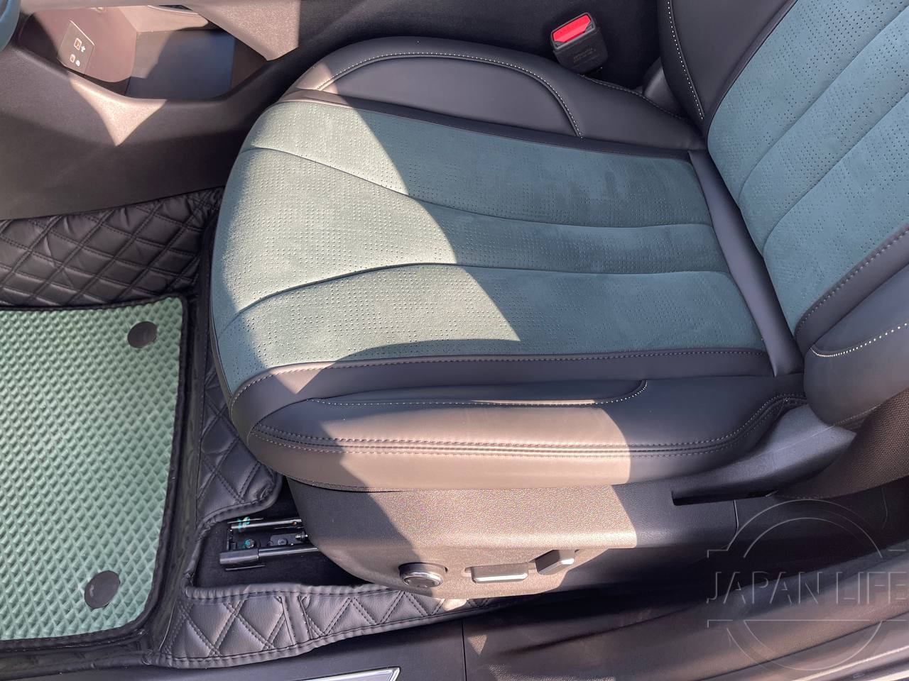 Фото Geely Monjaro - Japan Life 