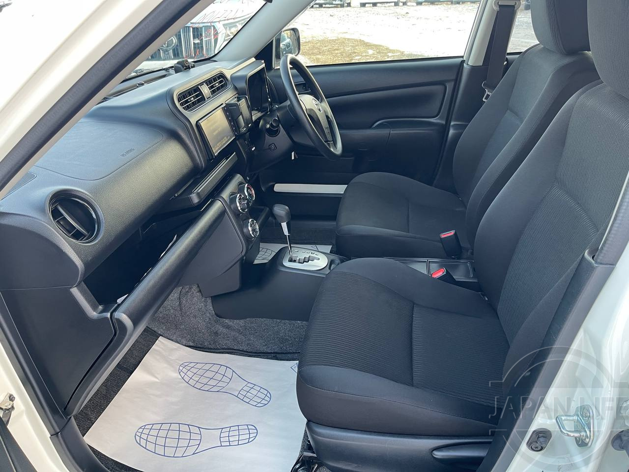 Фото Toyota Succeed - Japan Life 