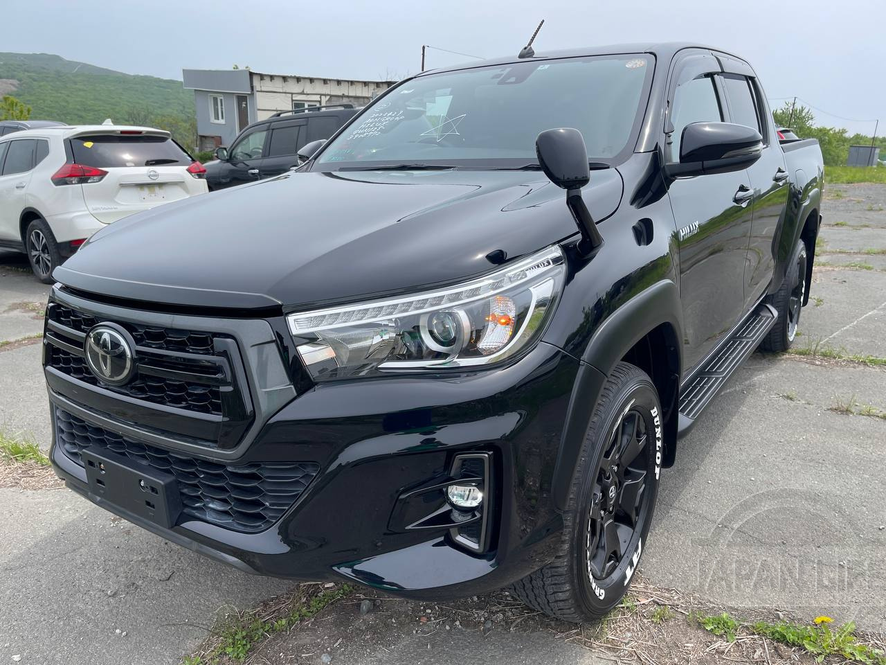 Фото Toyota Hilux - Japan Life 