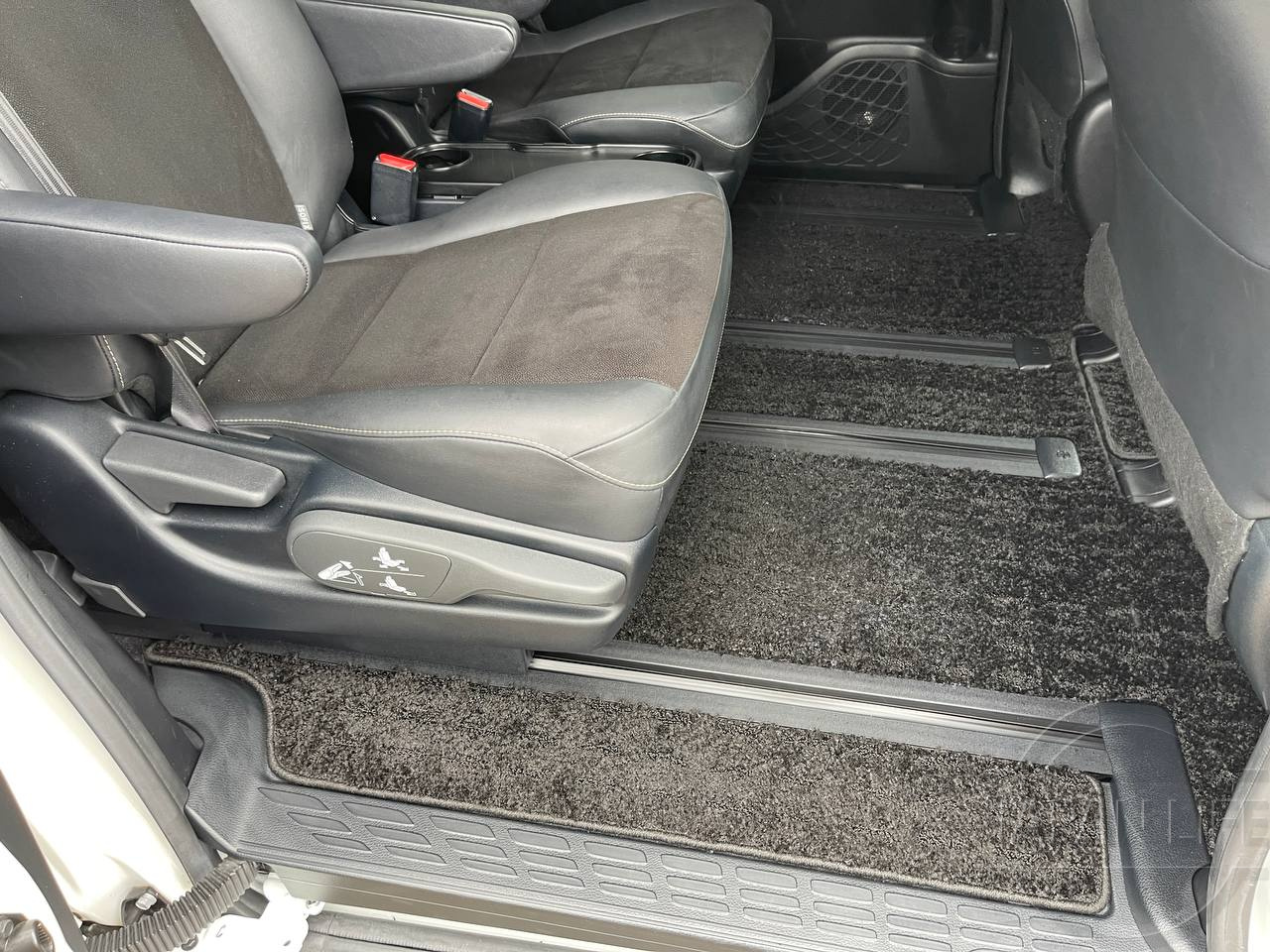 Фото Toyota Noah - Japan Life 