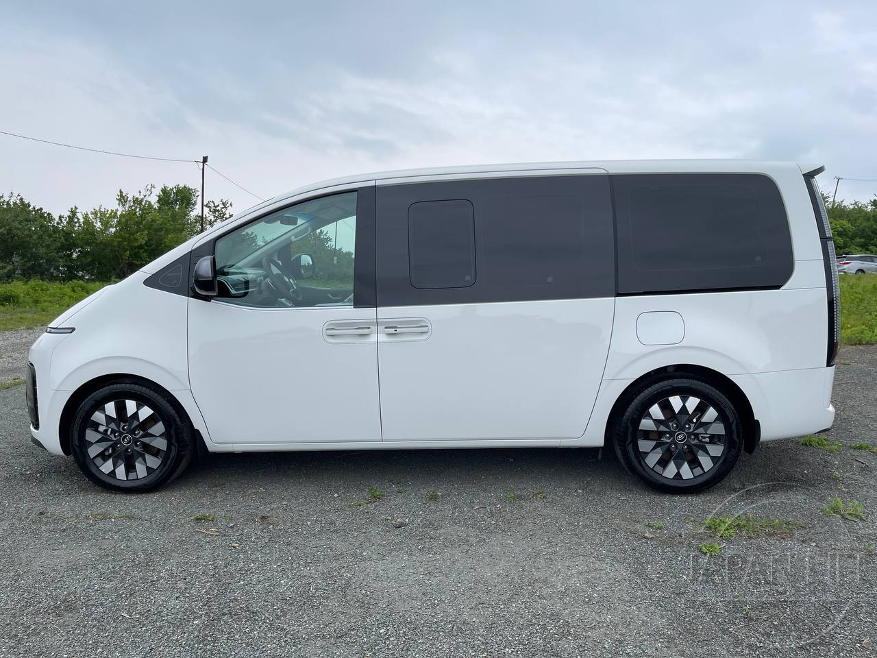 Фото Hyundai Staria - Japan Life 