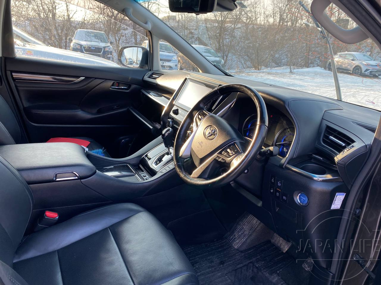 Фото Toyota Alphard - Japan Life 