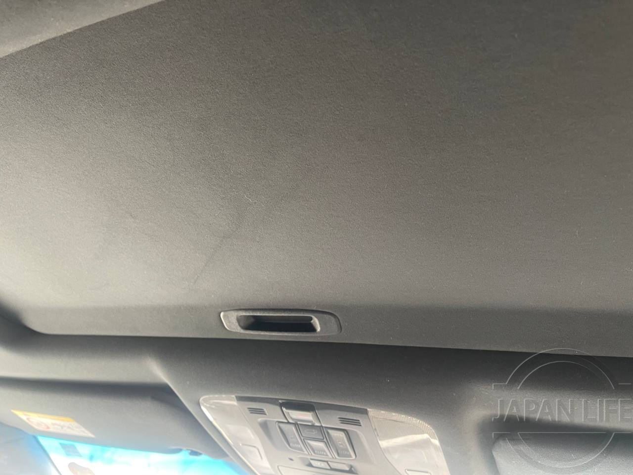 Фото Toyota Alphard - Japan Life 