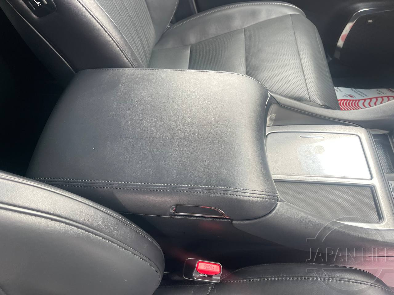 Фото Toyota Alphard - Japan Life 