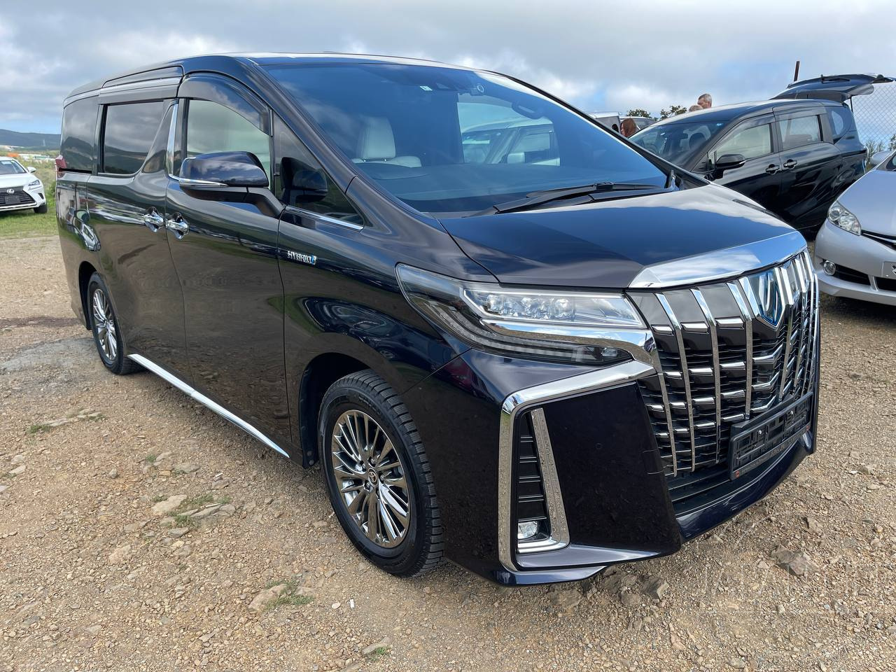 Фото Toyota Alphard - Japan Life 