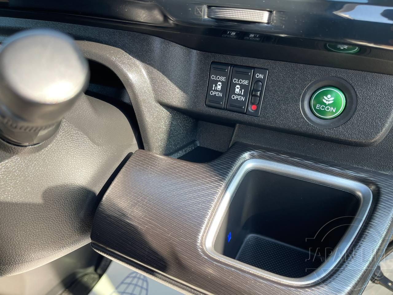 Фото Honda Stepwgn - Japan Life 