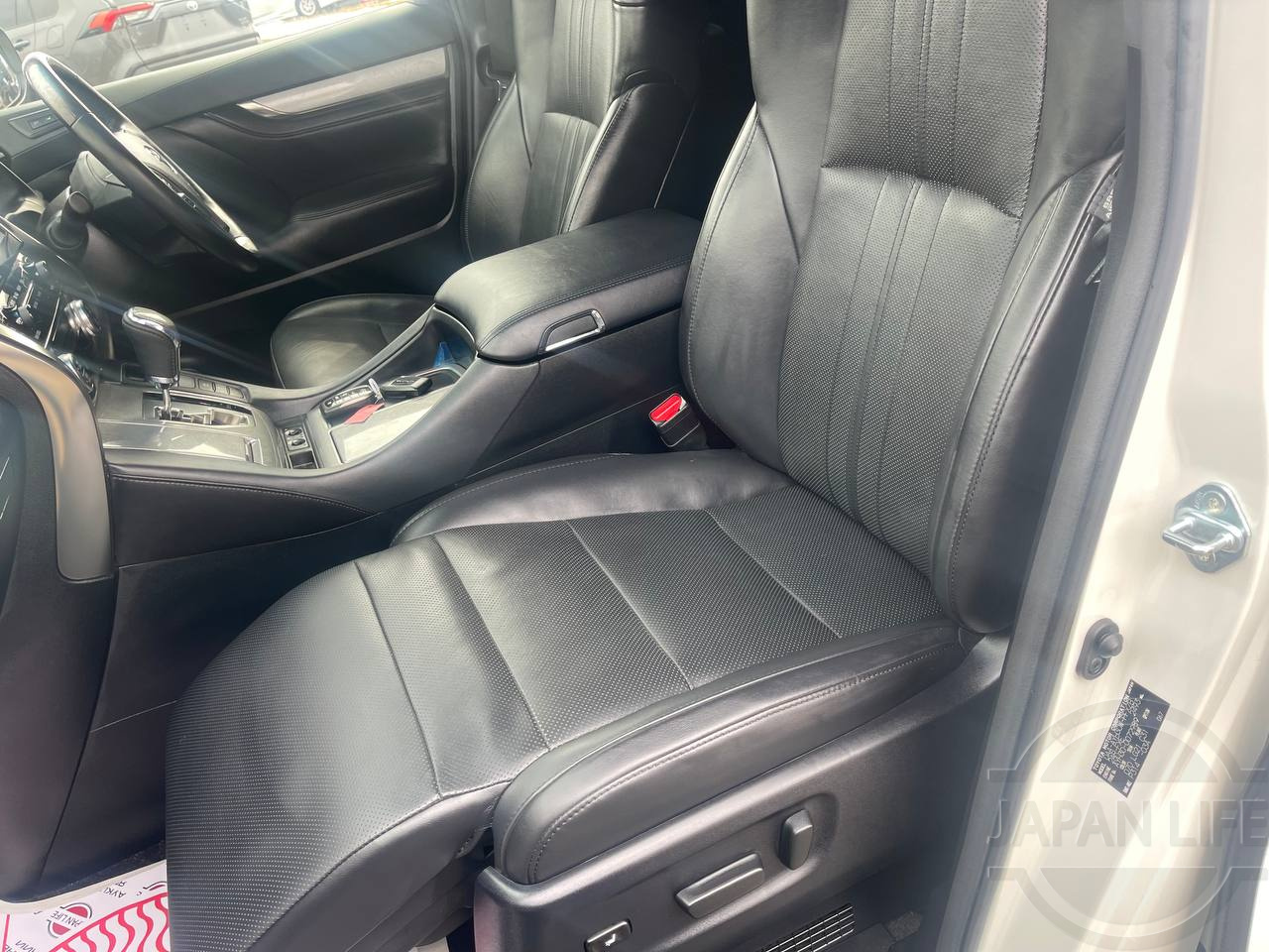 Фото Toyota Alphard - Japan Life 