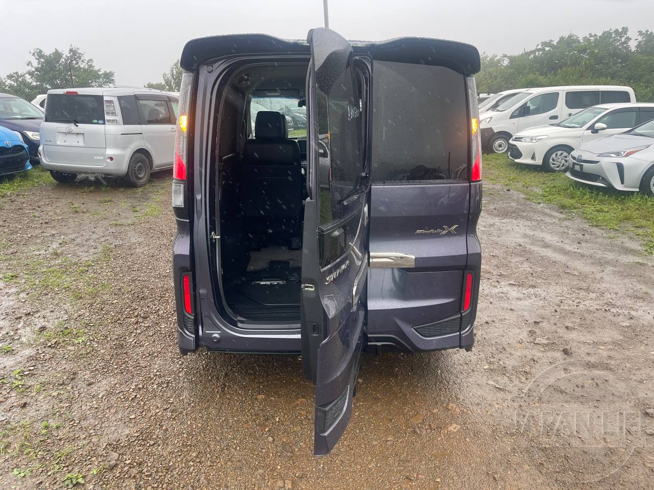 Фото Honda Stepwgn - Japan Life 