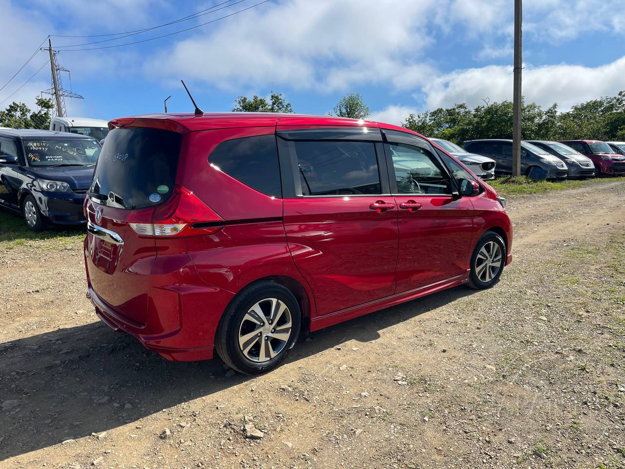 Фото Honda Freed - Japan Life 