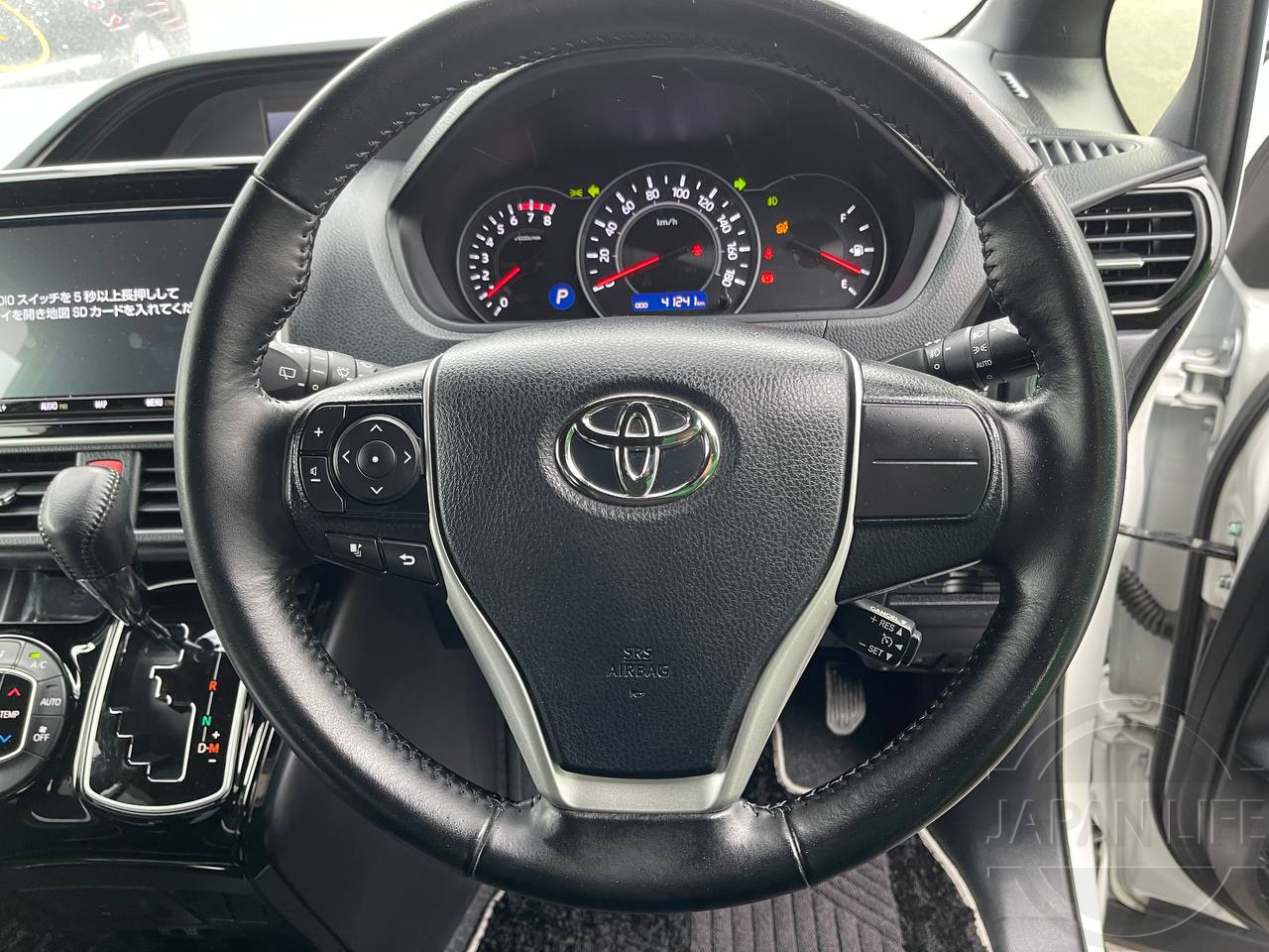 Фото Toyota Noah - Japan Life 