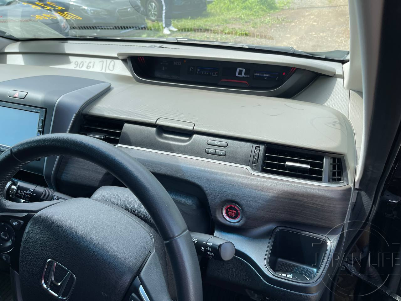 Фото Honda Freed - Japan Life 