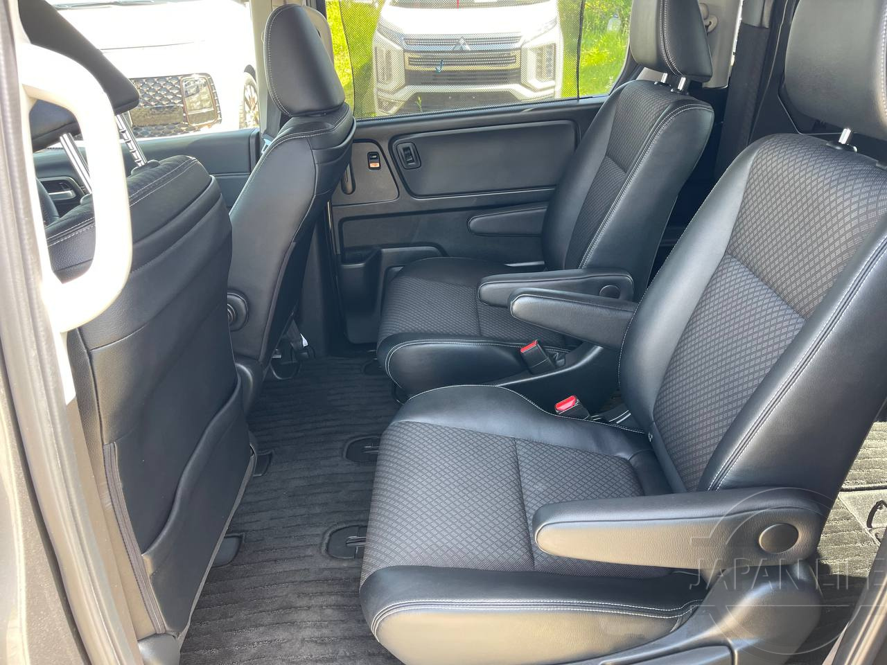 Фото Honda Freed - Japan Life 