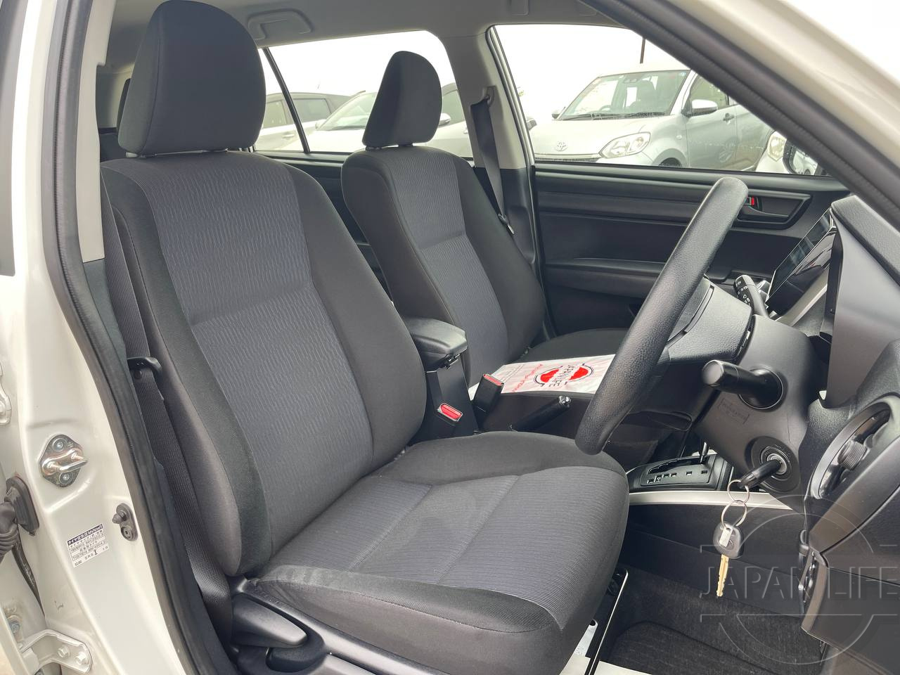 Фото Toyota Corolla Fielder - Japan Life 