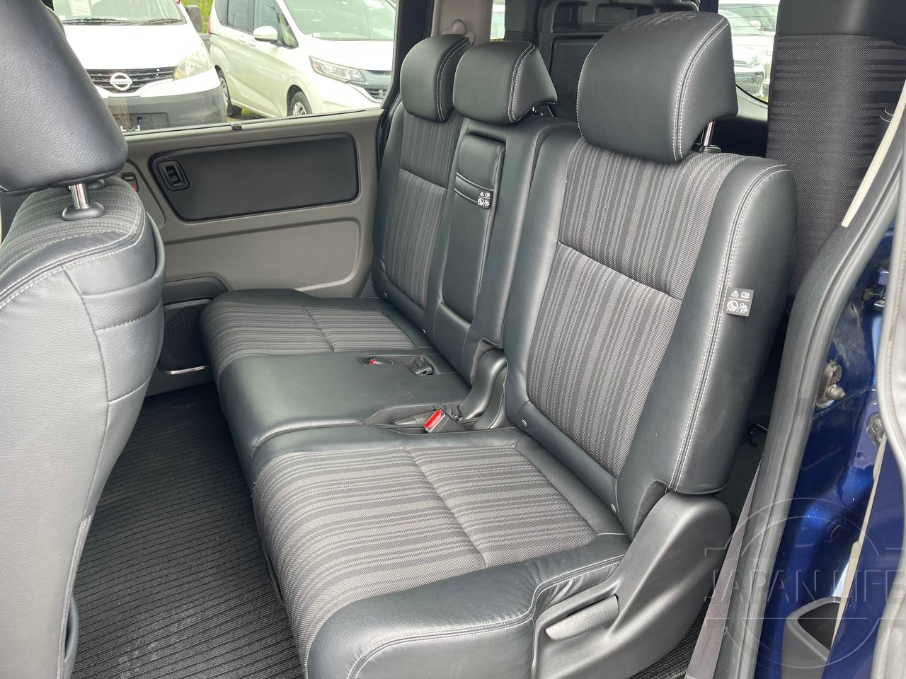 Фото Honda Freed - Japan Life 