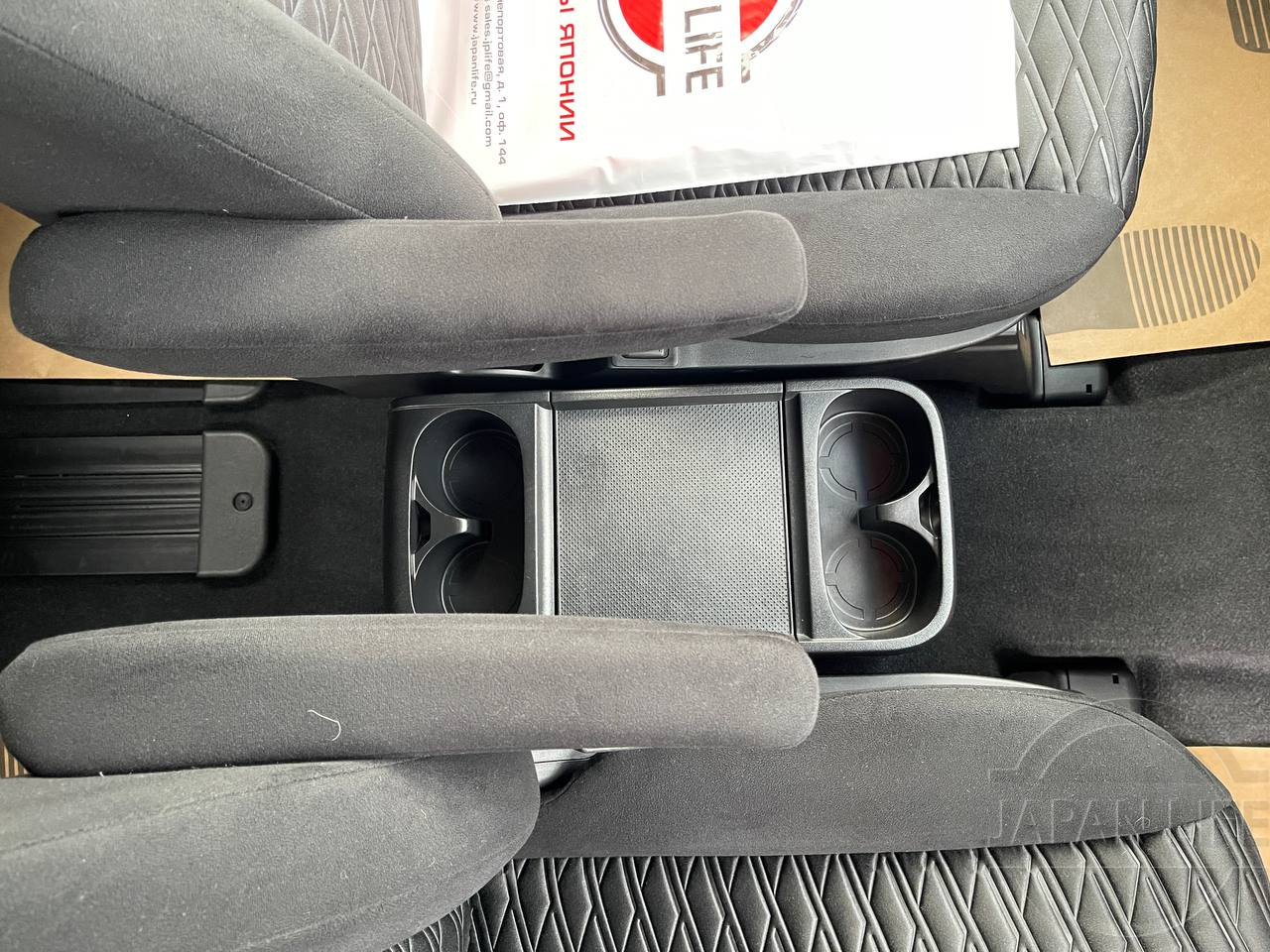 Фото Mitsubishi Delica D:5 - Japan Life 