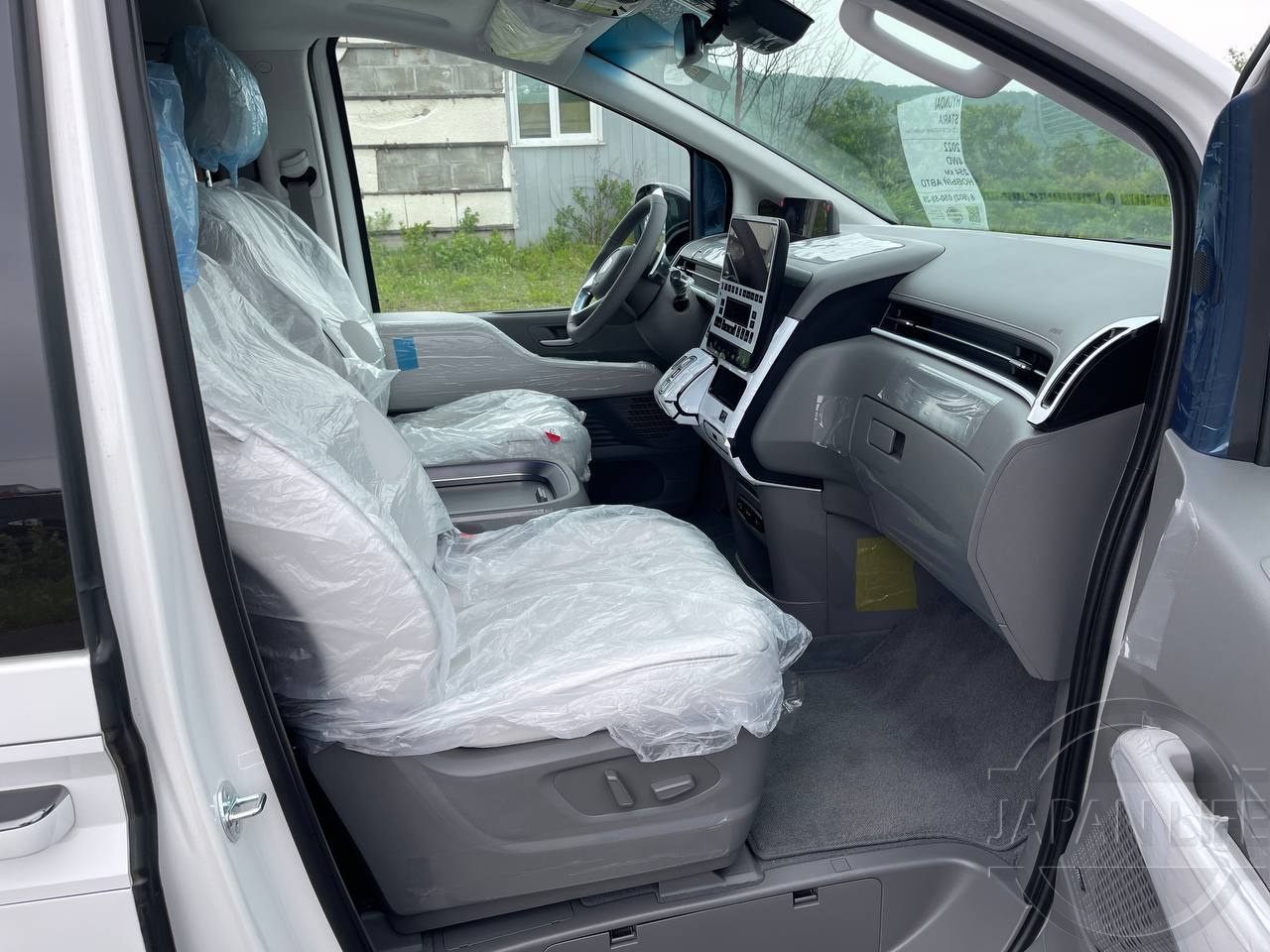 Фото Hyundai Staria - Japan Life 