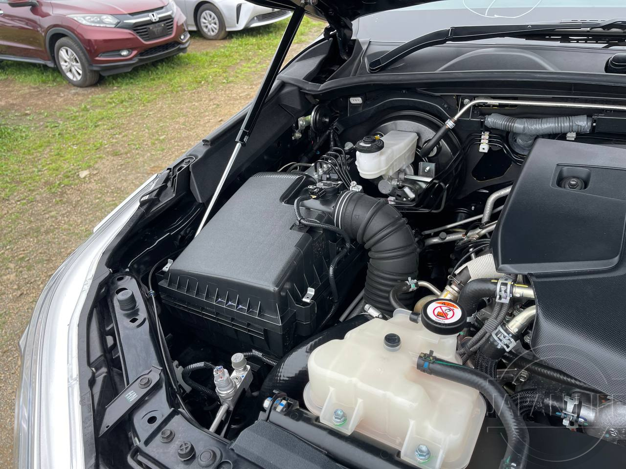 Фото Toyota Hilux - Japan Life 