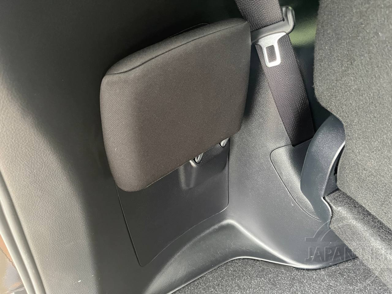 Фото Toyota Voxy - Japan Life 