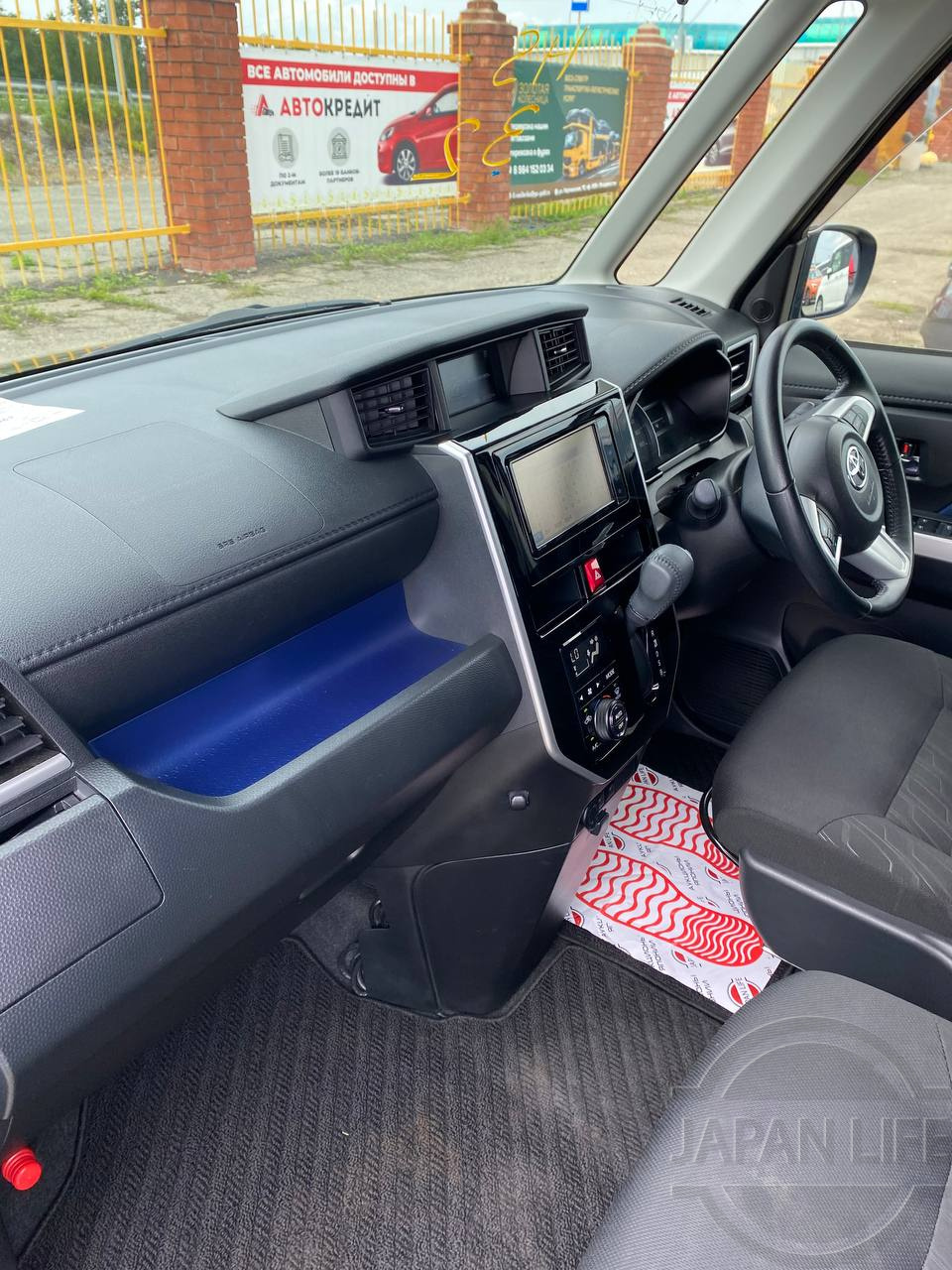 Фото Toyota Tank - Japan Life 