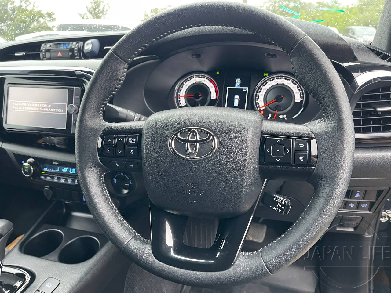 Фото Toyota Hilux - Japan Life 