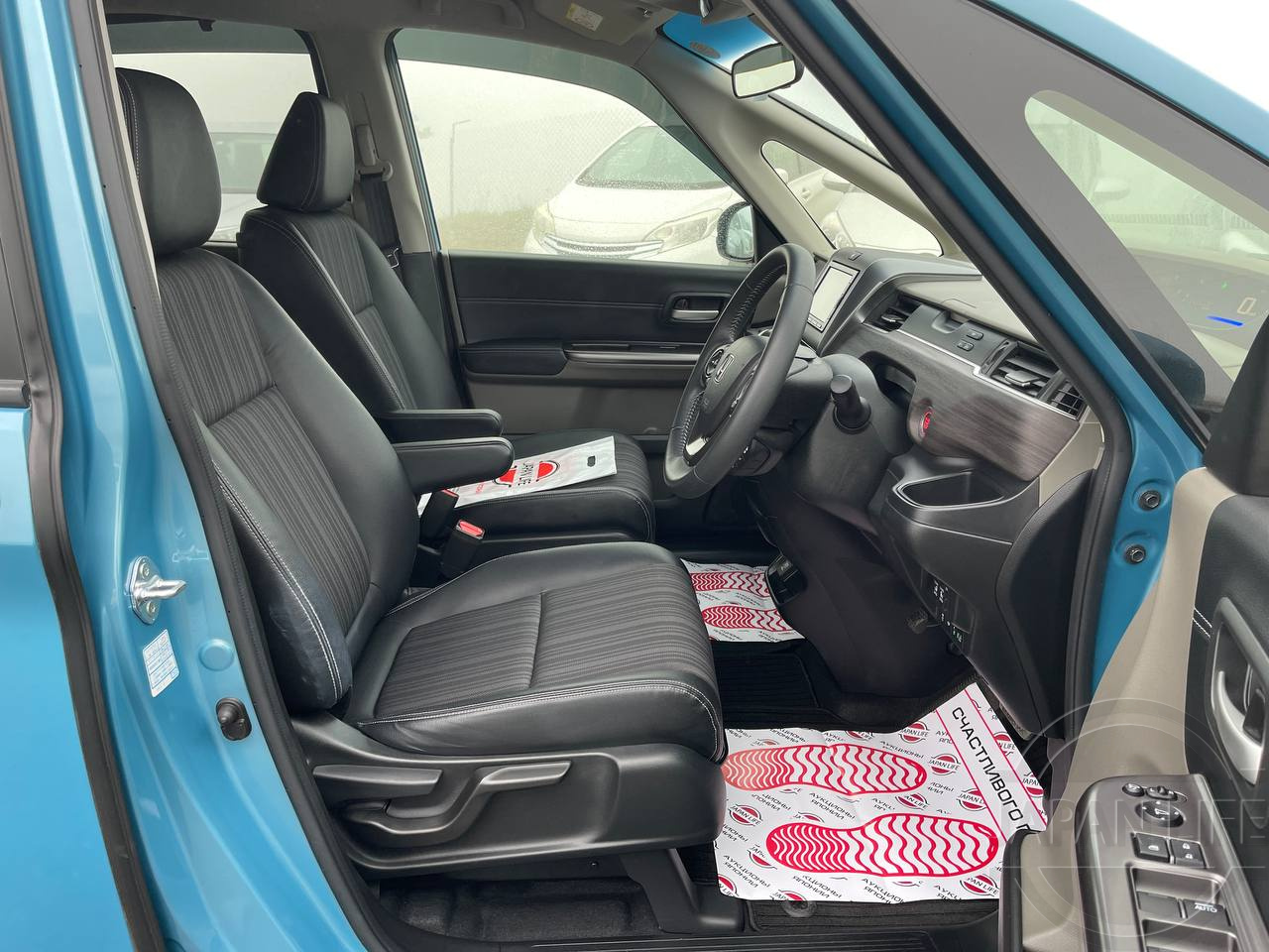 Фото Honda Freed - Japan Life 