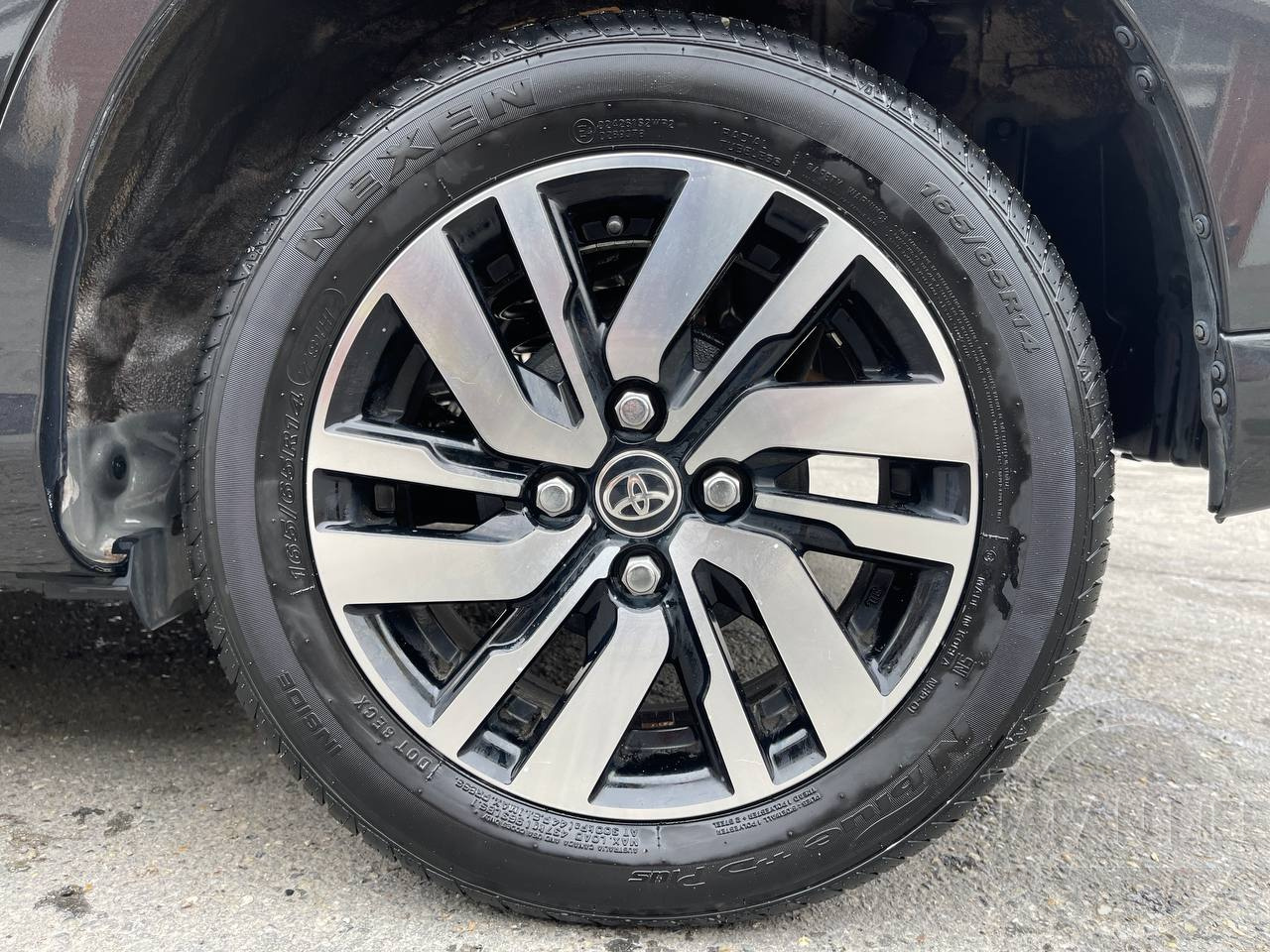 Фото Toyota Tank - Japan Life 