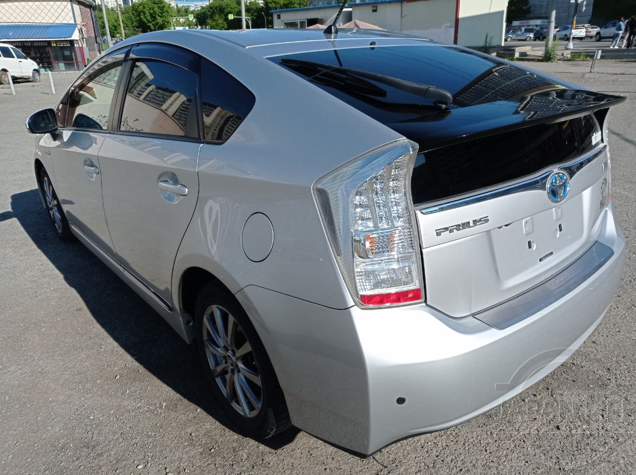 Фото Toyota Prius - Japan Life 