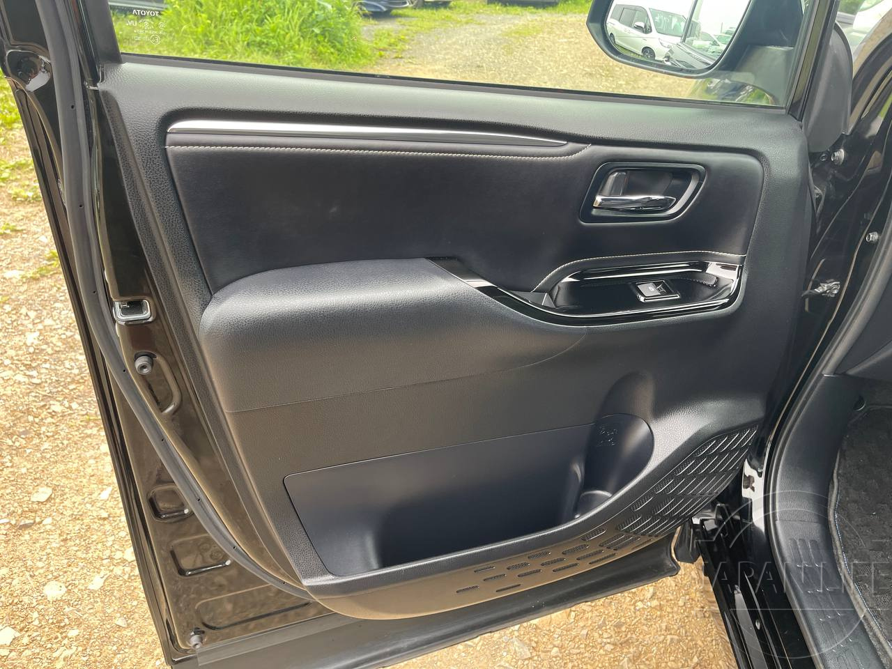 Фото Toyota Esquire - Japan Life 