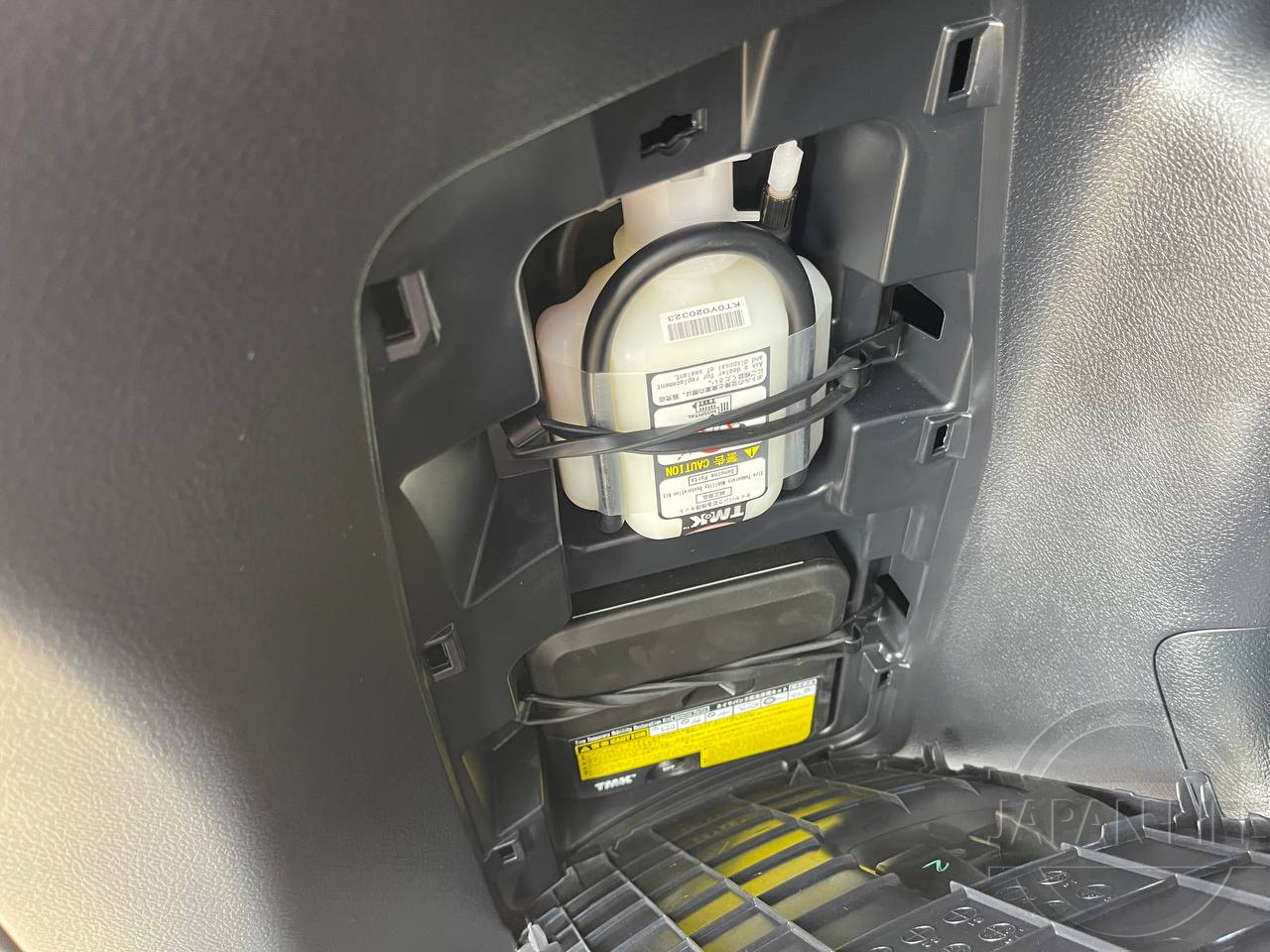 Фото Toyota Voxy - Japan Life 