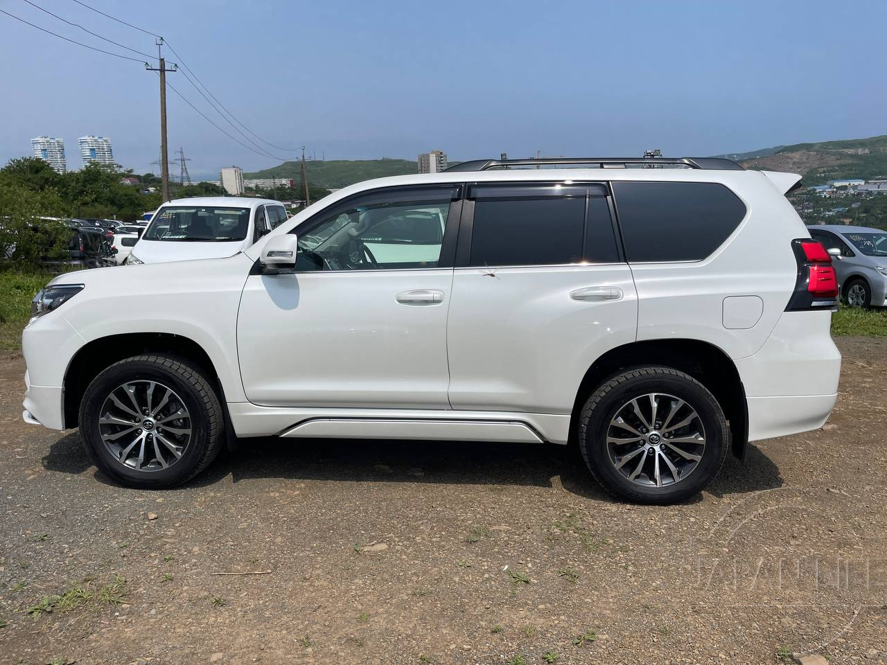 Фото Toyota Land Cruiser Prado - Japan Life 