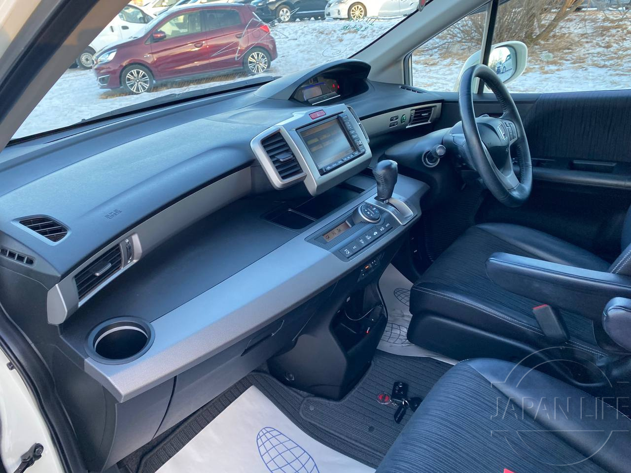 Фото Honda Freed - Japan Life 