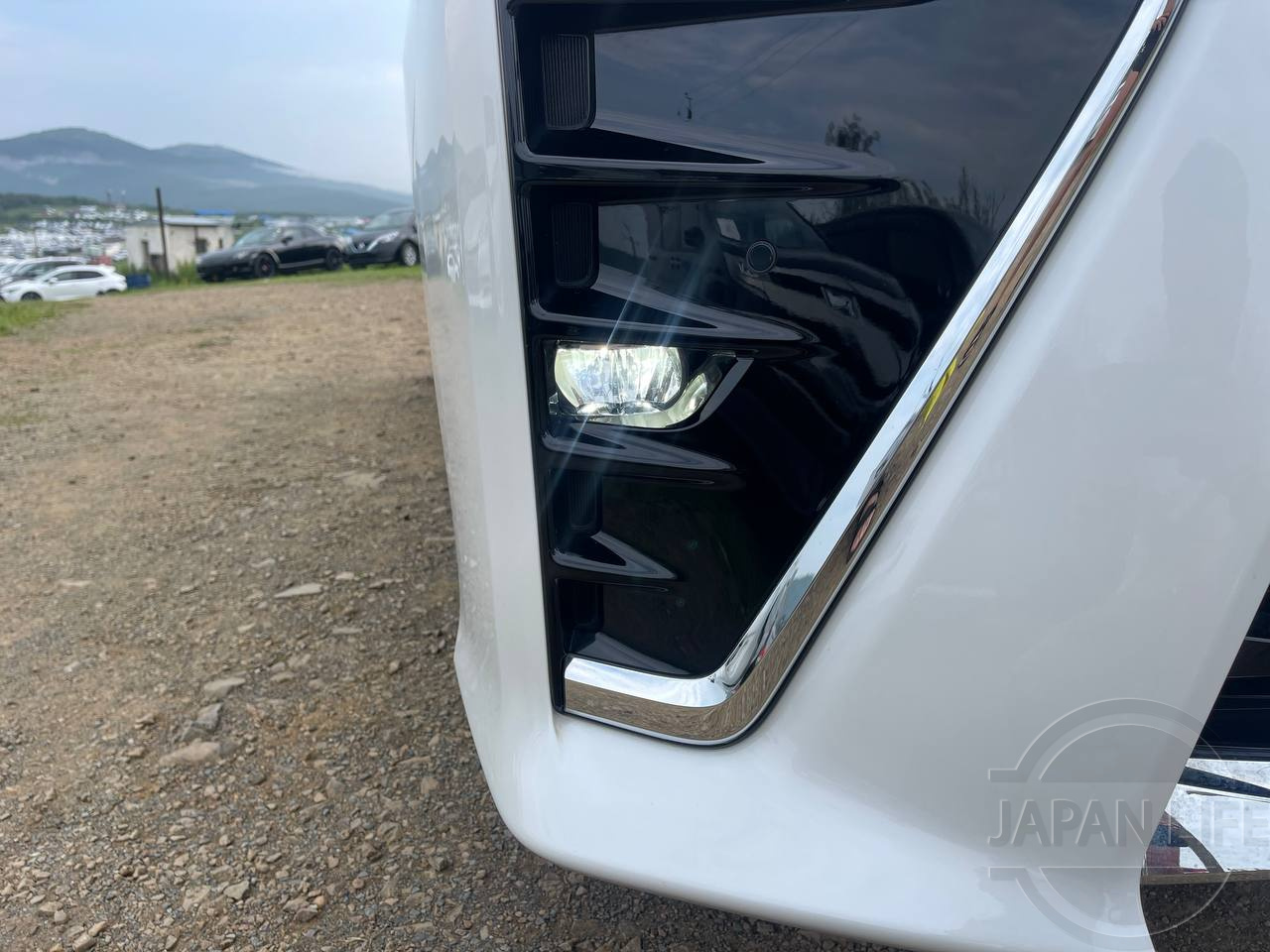 Фото Toyota Voxy - Japan Life 