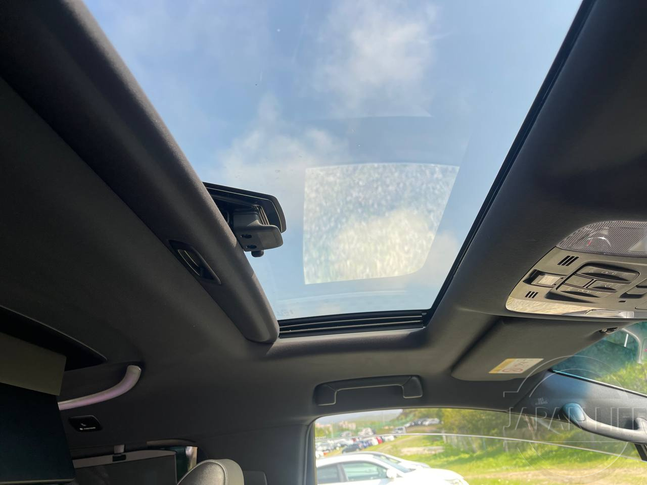 Фото Toyota Alphard - Japan Life 