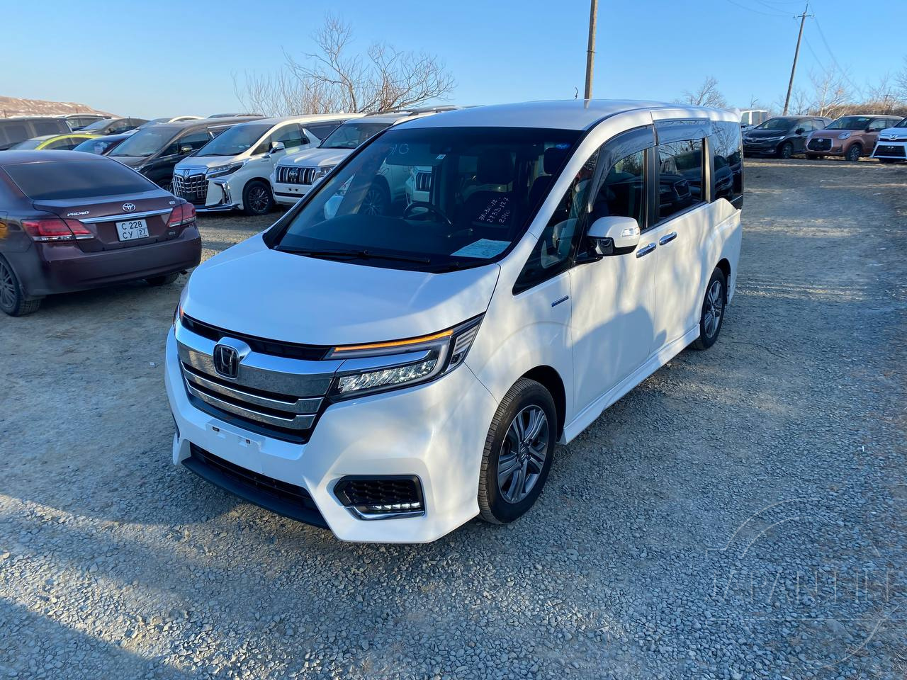 Фото Honda Stepwgn - Japan Life 