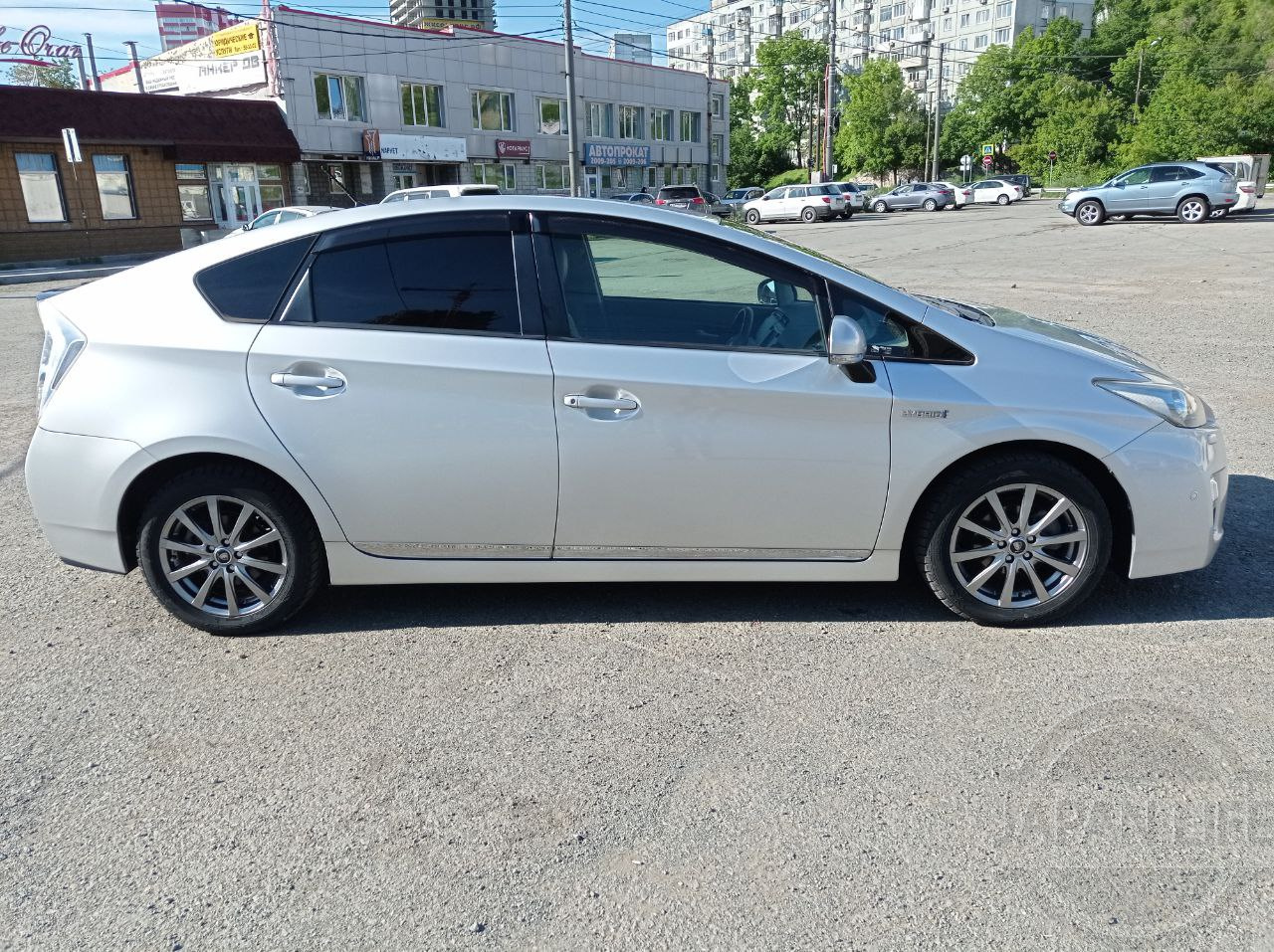 Фото Toyota Prius - Japan Life 