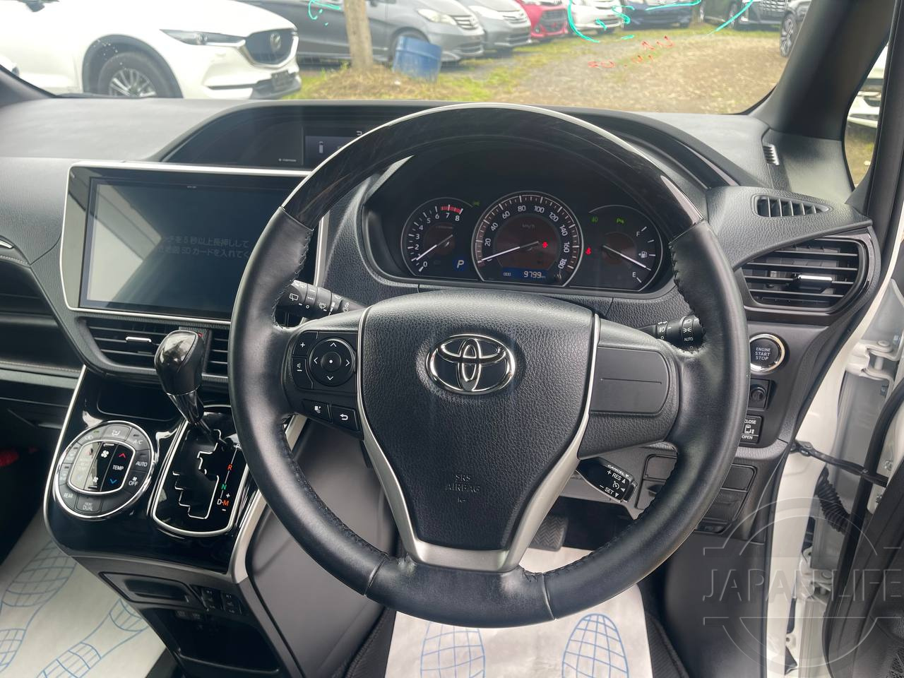 Фото Toyota Esquire - Japan Life 