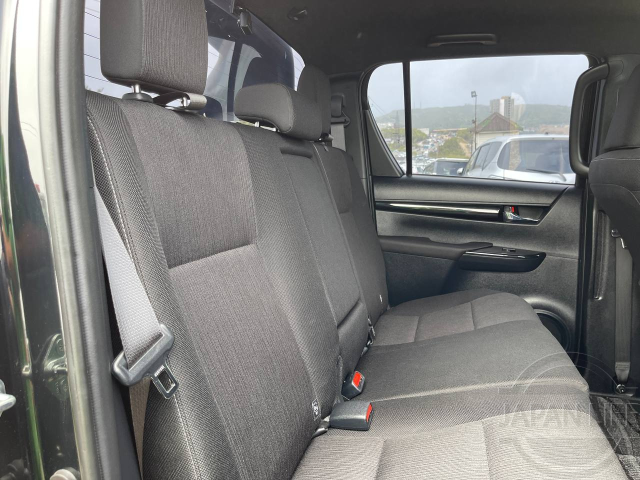 Фото Toyota Hilux - Japan Life 