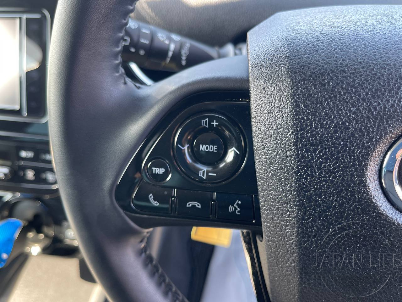 Фото Toyota Prius - Japan Life 