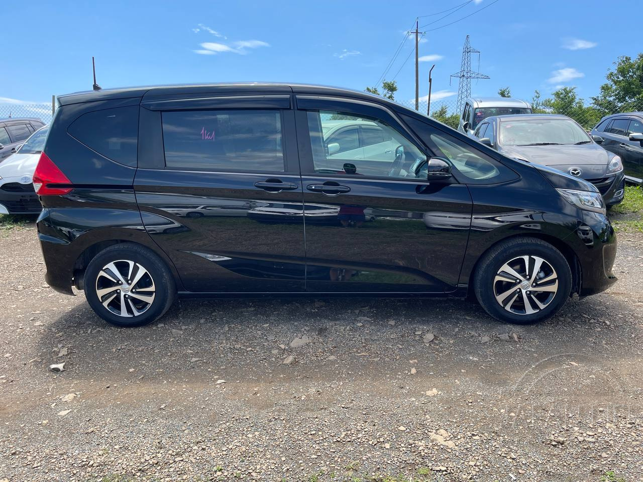 Фото Honda Freed - Japan Life 