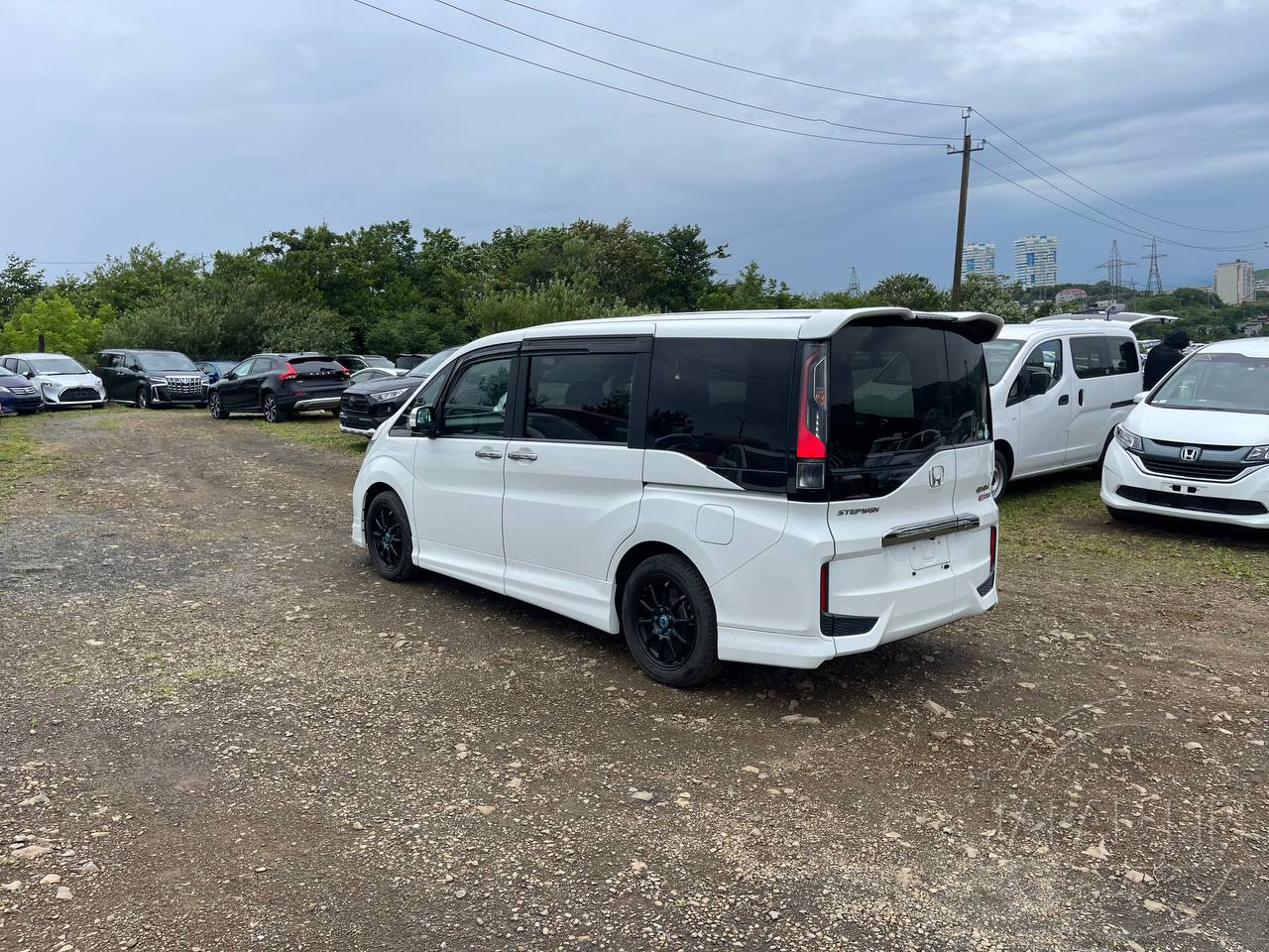 Фото Honda Stepwgn - Japan Life 