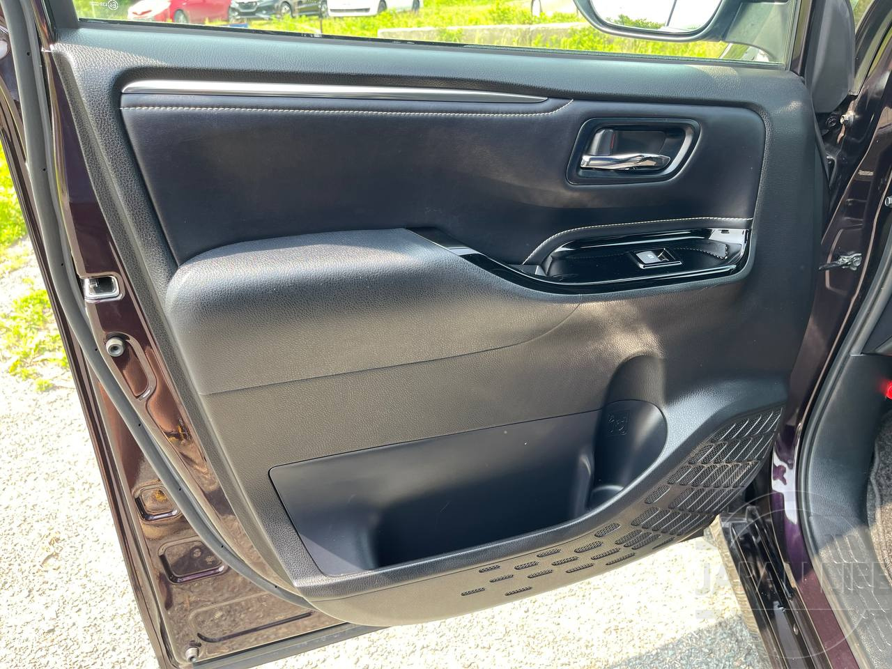 Фото Toyota Esquire - Japan Life 